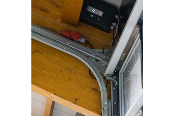 Industrietor (C) Proline Laufschiene